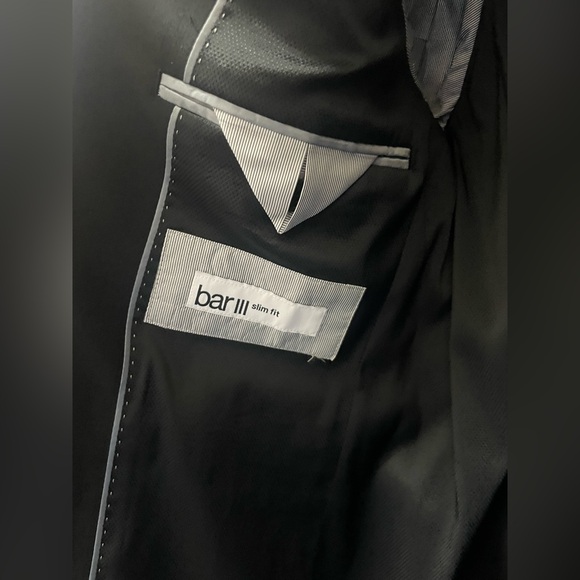 Bar III Suit (Jacket & Pants) - Picture 3 of 4